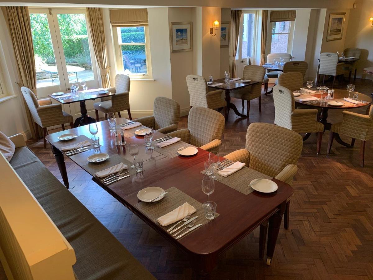 Collingwood Arms Hotel Cornhill on Tweed Bagian luar foto