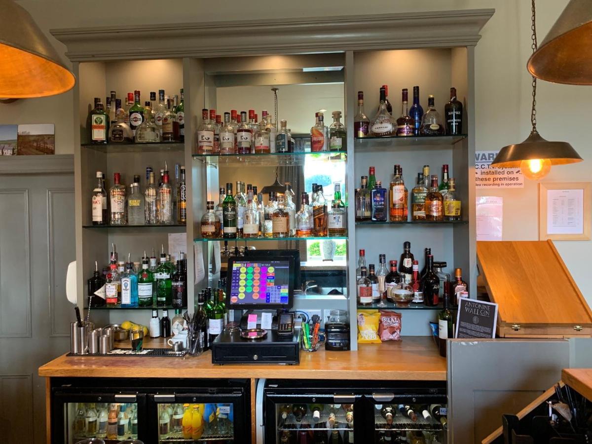 Collingwood Arms Hotel Cornhill on Tweed Bagian luar foto