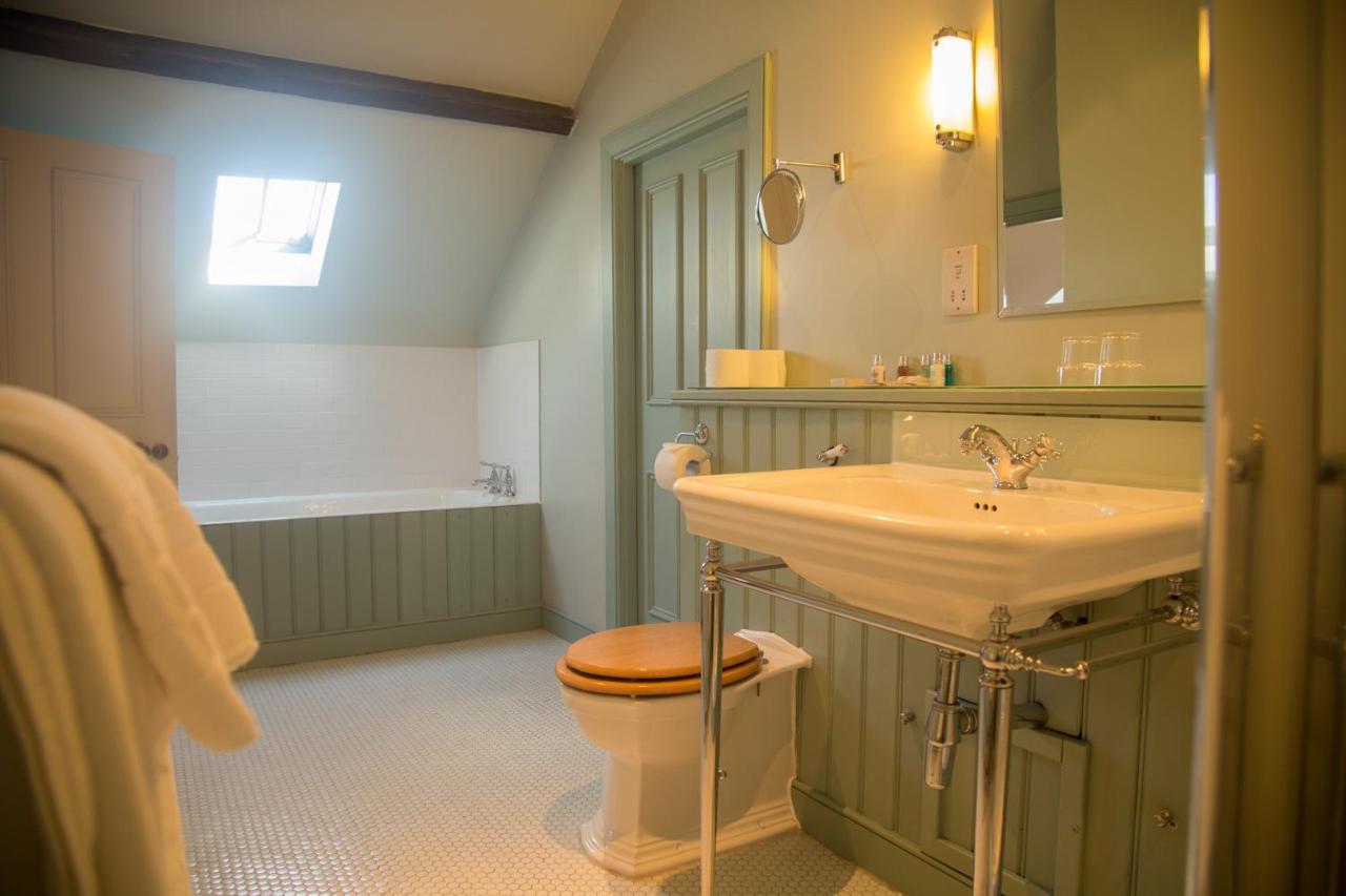 Collingwood Arms Hotel Cornhill on Tweed Bagian luar foto